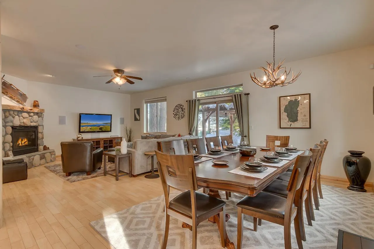 Siesta Harbor - Four Bedroom Home South Lake Tahoe